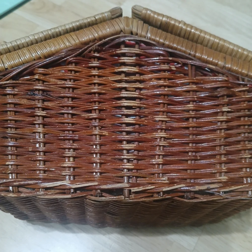 Woven Basket Wicker Leather-Look Velcro Strap Closure Red & White Polka Dot